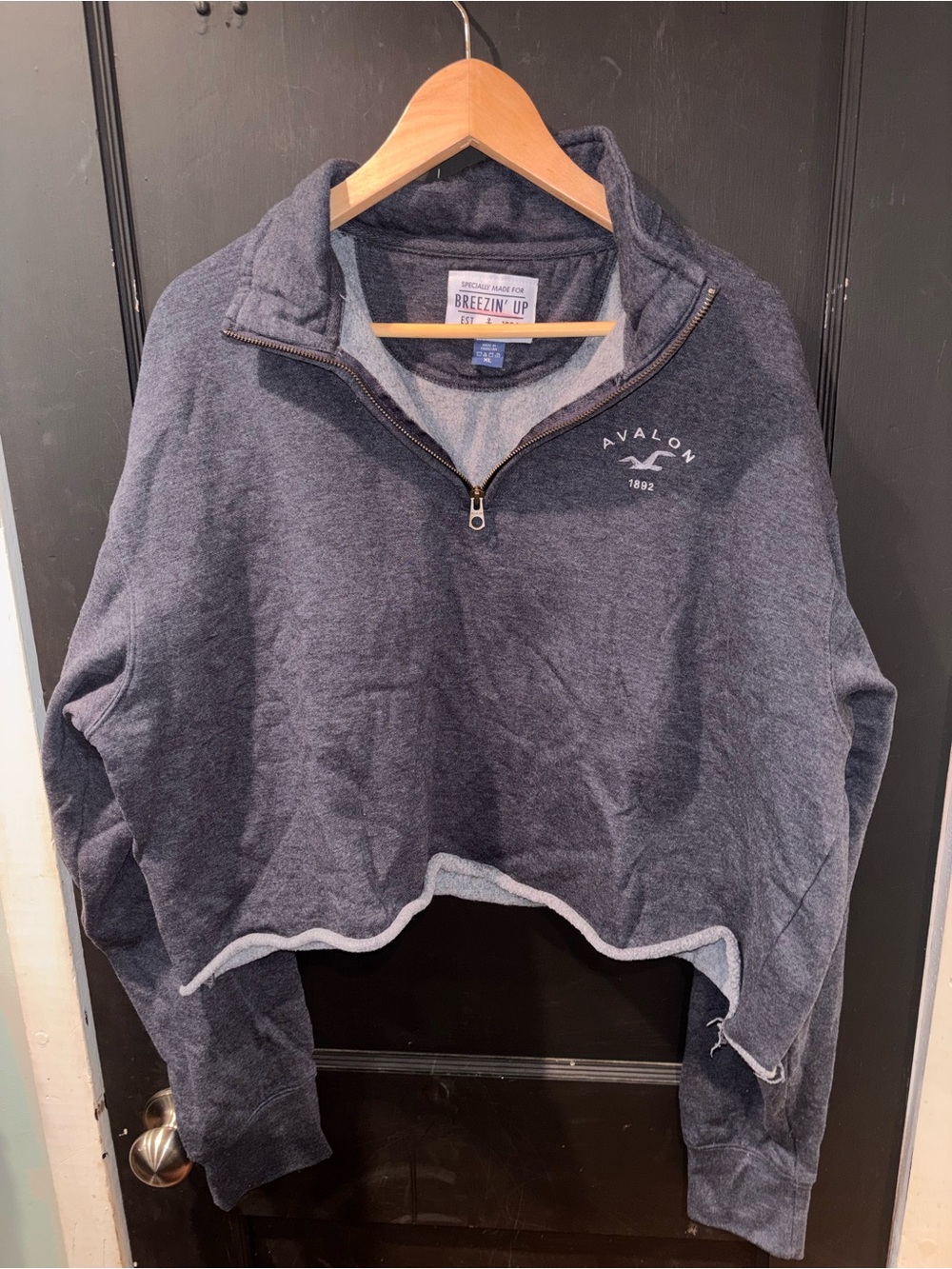 Breezin’ Up Avalon 1892 Quarter Zip Cropped Pullover Sweatshirt XL Gray